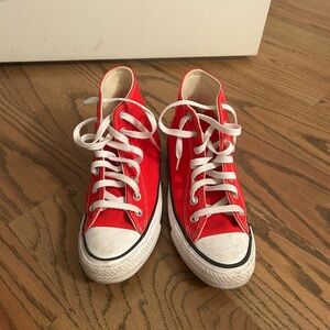 women’s red converse